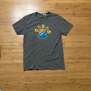 Men’s graphic tee